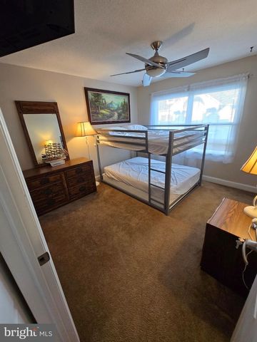 10 CARAVEL CT, Atlantic City, NJ 08401