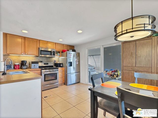 51555 Monroe Street 22, Indio, CA 92201