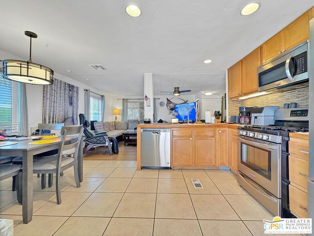 51555 Monroe Street 22, Indio, CA 92201