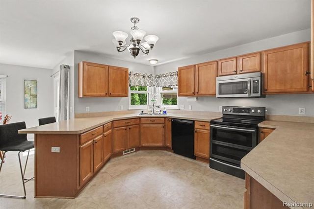 22507 Fawn Road, Brownstown, MI 48183