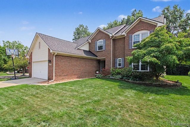 22507 Fawn Road, Brownstown, MI 48183
