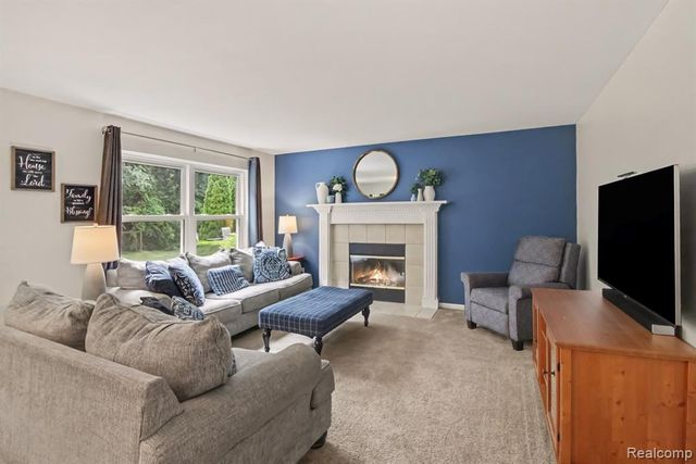 22507 Fawn Road, Brownstown, MI 48183
