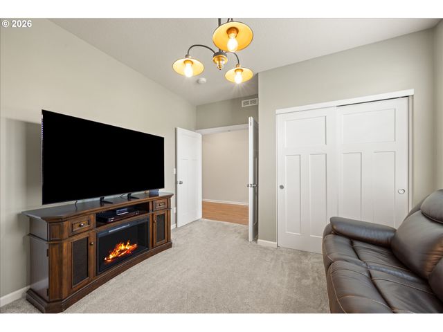 4148 S KENNEDY Dr, Ridgefield, WA 98642
