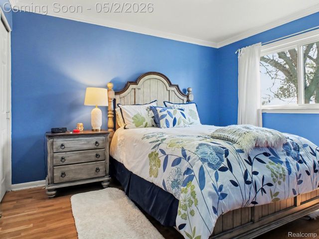 4488 Thorntree Drive, Burton, MI 48509