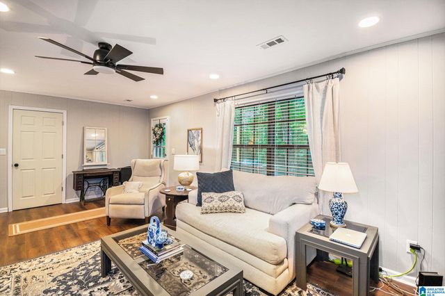 1703 RUSHTON STREET, Gardendale, AL 35071