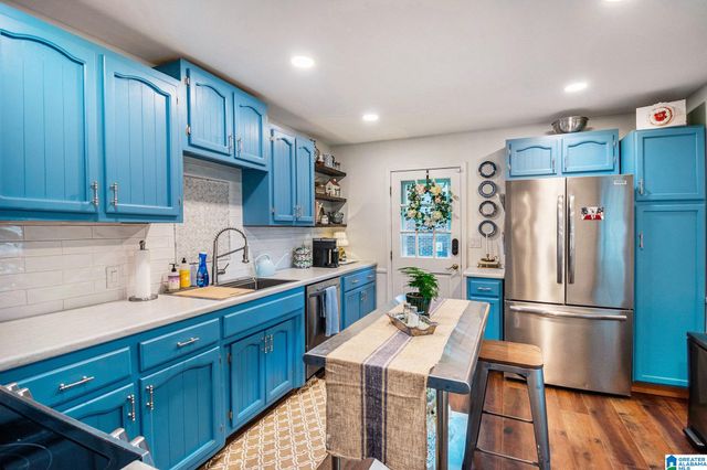 1703 RUSHTON STREET, Gardendale, AL 35071