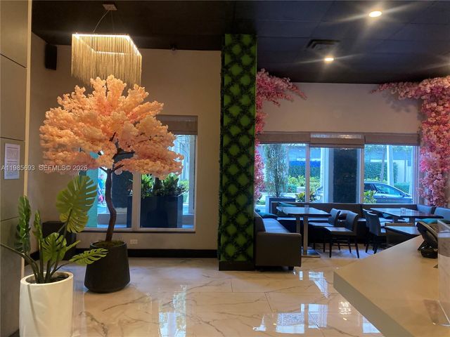 185 SE 14th Ter 1905, Miami, FL 33131