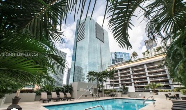 185 SE 14th Ter 1905, Miami, FL 33131