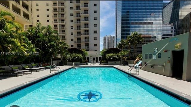 185 SE 14th Ter 1905, Miami, FL 33131