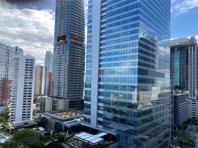 185 SE 14th Ter 1905, Miami, FL 33131