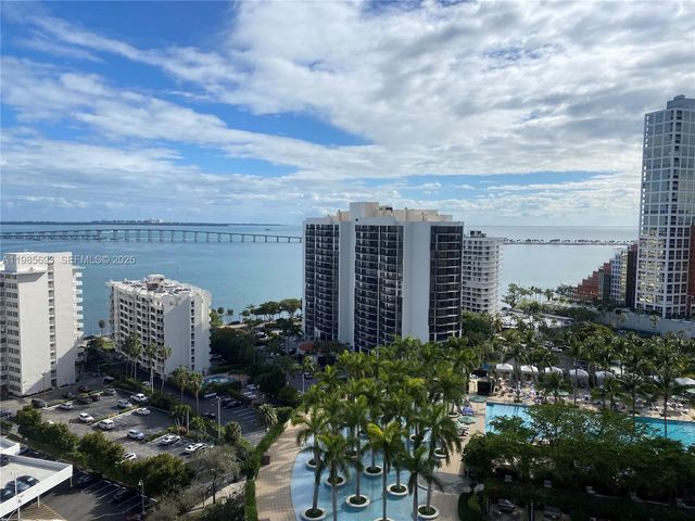 185 SE 14th Ter 1905, Miami, FL 33131