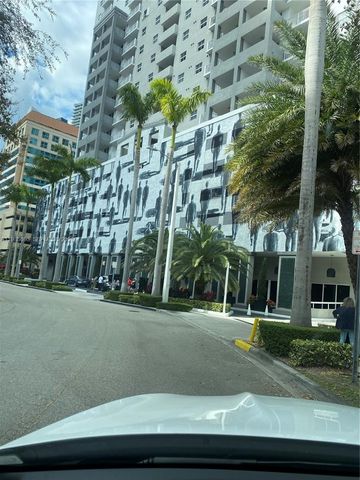 185 SE 14th Ter 1905, Miami, FL 33131