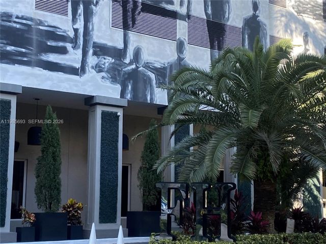 185 SE 14th Ter 1905, Miami, FL 33131