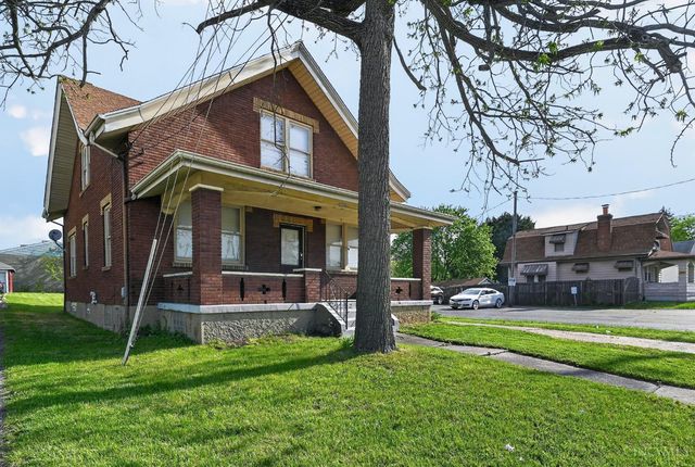 1586 W Galbraith Road, North College Hill, OH 45231