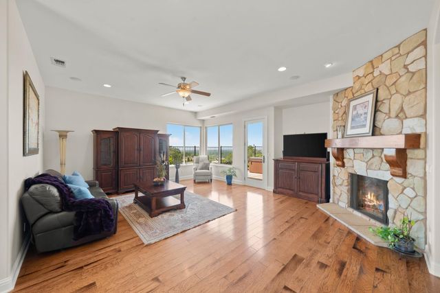 820 Dana Ct, Auburn, CA 95603