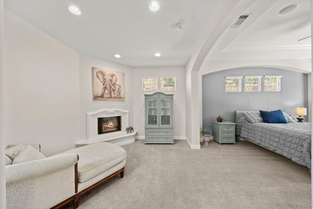 820 Dana Ct, Auburn, CA 95603