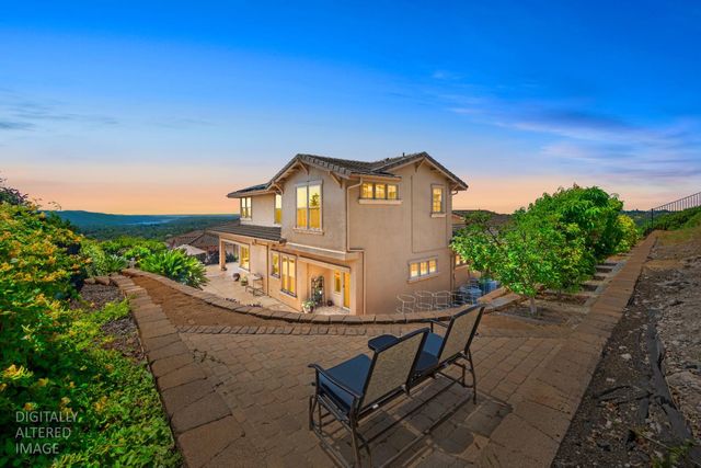 820 Dana Ct, Auburn, CA 95603