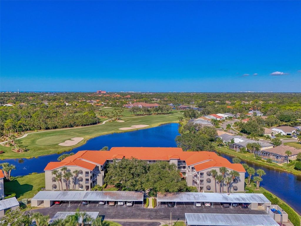 9300 CLUBSIDE CIRCLE 1303, Sarasota, FL 34238