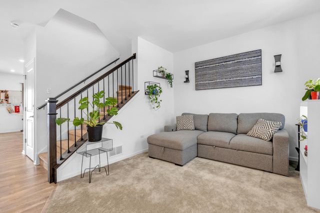 6573 Monda Avenue, Portage, IN 46368