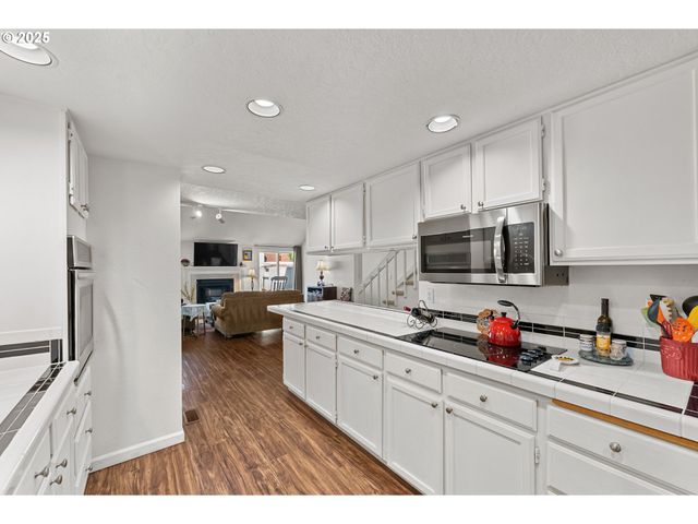 3300 Ne 29TH St, Gresham, OR 97030