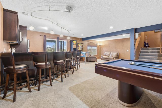2061 Winterberry Lane, Shakopee, MN 55379