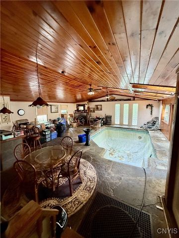 4319 State Route 90, Springport, NY 13160