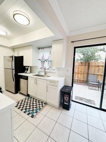 7336 FOREST HILL COURT 240, Winter Park, FL 32792