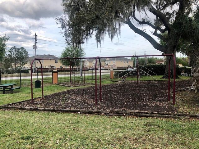 7336 FOREST HILL COURT 240, Winter Park, FL 32792