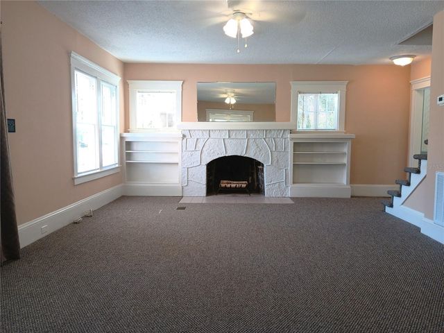 830 37TH AVENUE S, St Petersburg, FL 33705