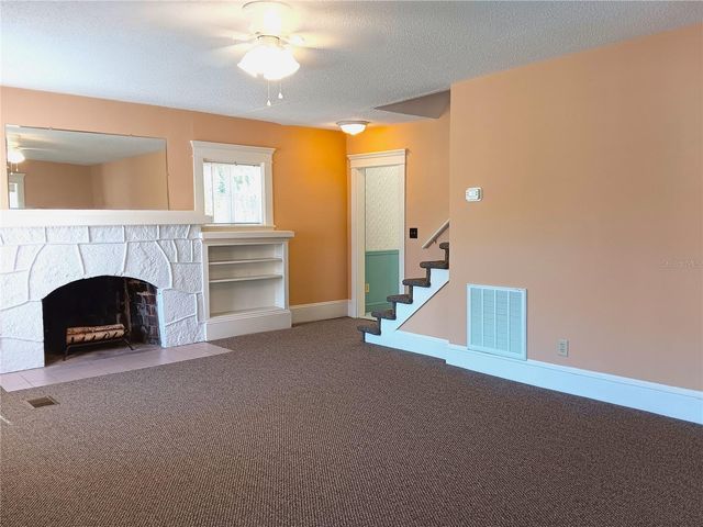 830 37TH AVENUE S, St Petersburg, FL 33705