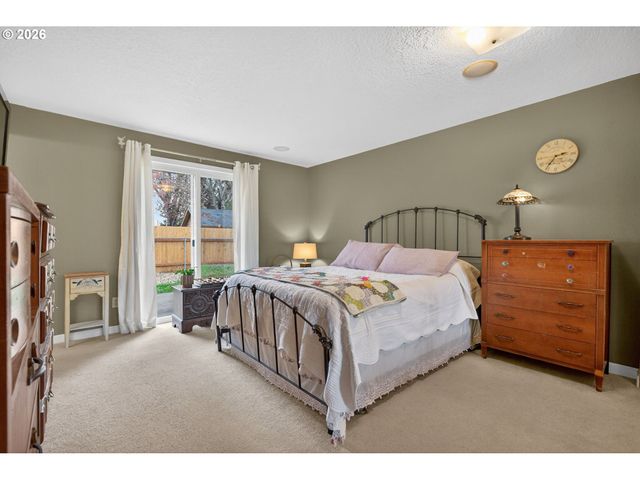 177 Ne 34TH Ct, Hillsboro, OR 97124