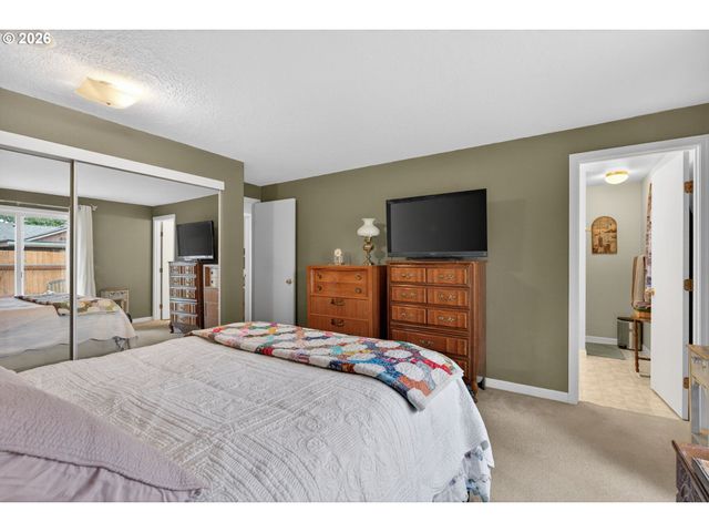 177 Ne 34TH Ct, Hillsboro, OR 97124