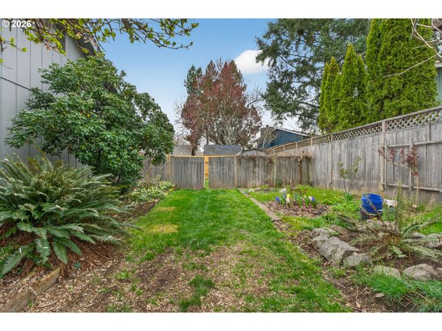 177 Ne 34TH Ct, Hillsboro, OR 97124