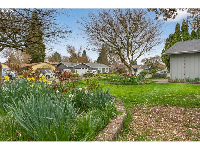 177 Ne 34TH Ct, Hillsboro, OR 97124