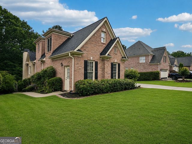 3923 Springtree Lane, Hoschton, GA 30548