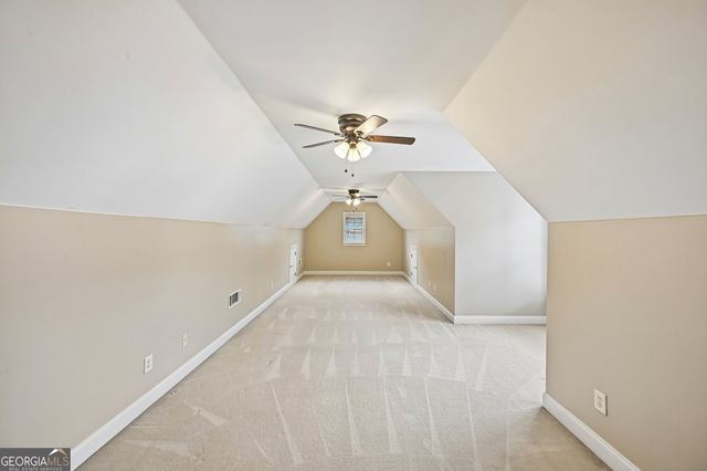 3923 Springtree Lane, Hoschton, GA 30548