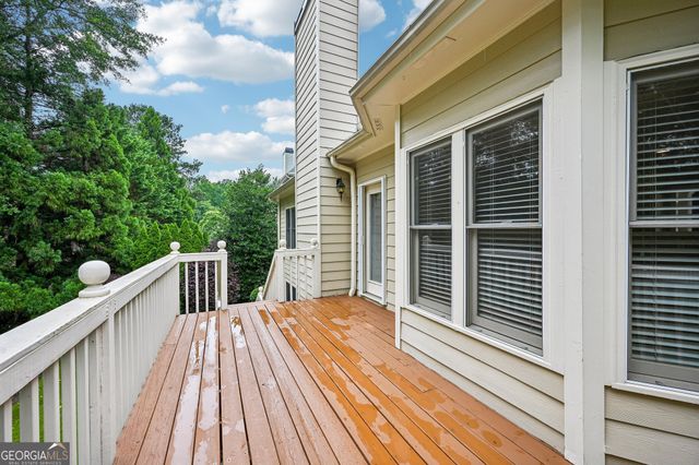 3923 Springtree Lane, Hoschton, GA 30548