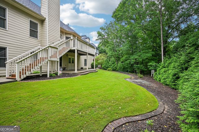 3923 Springtree Lane, Hoschton, GA 30548