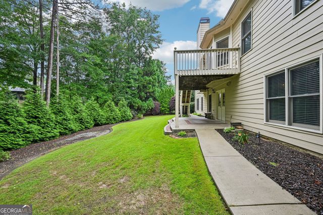 3923 Springtree Lane, Hoschton, GA 30548