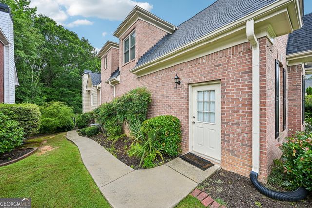 3923 Springtree Lane, Hoschton, GA 30548