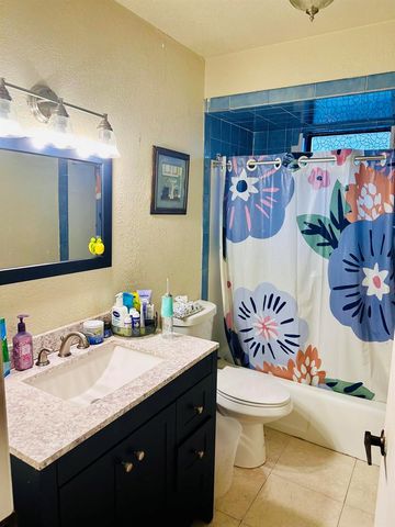 637 SE THORNHILL Drive, Port St. Lucie, FL 34983