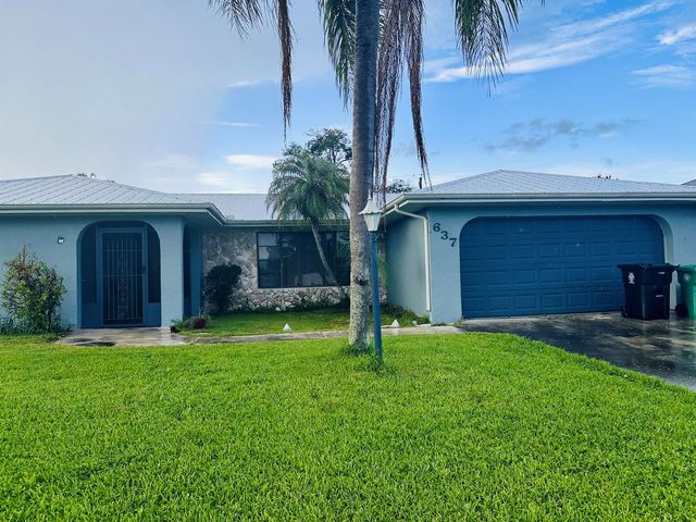 637 SE THORNHILL Drive, Port St. Lucie, FL 34983