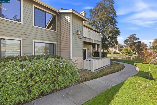 228 Lakeshore Court, Richmond, CA 94804