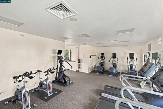 228 Lakeshore Court, Richmond, CA 94804