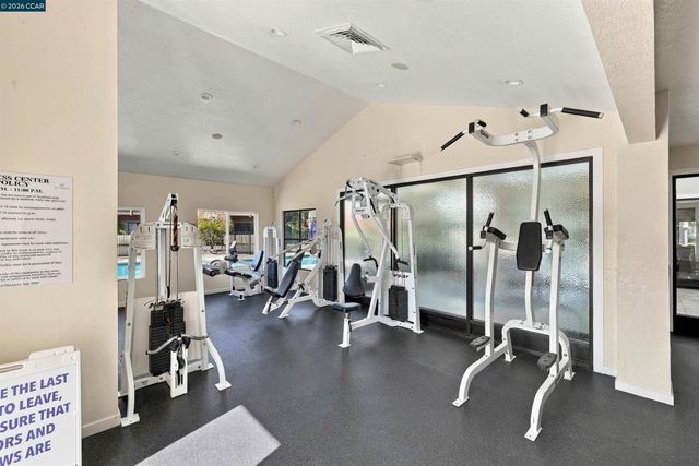 228 Lakeshore Court, Richmond, CA 94804