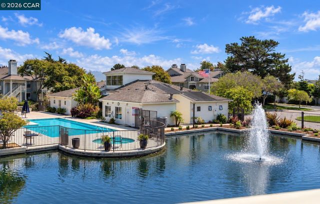 228 Lakeshore Court, Richmond, CA 94804