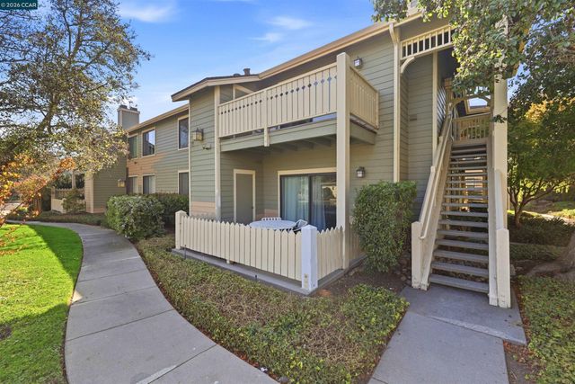 228 Lakeshore Court, Richmond, CA 94804