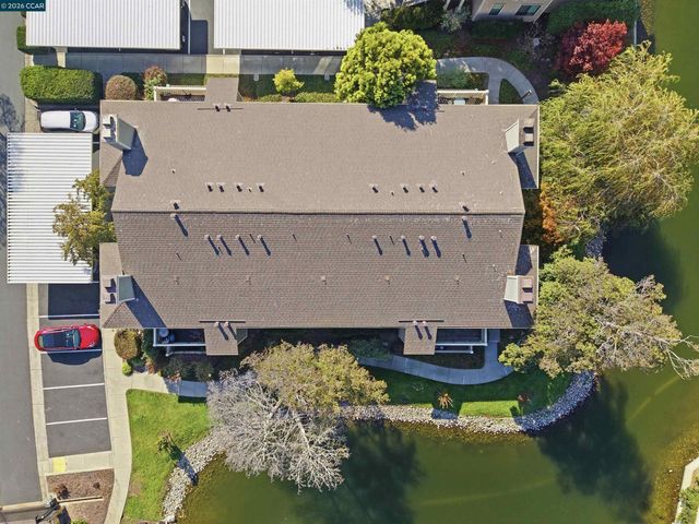 228 Lakeshore Court, Richmond, CA 94804