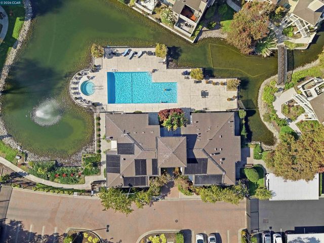 228 Lakeshore Court, Richmond, CA 94804