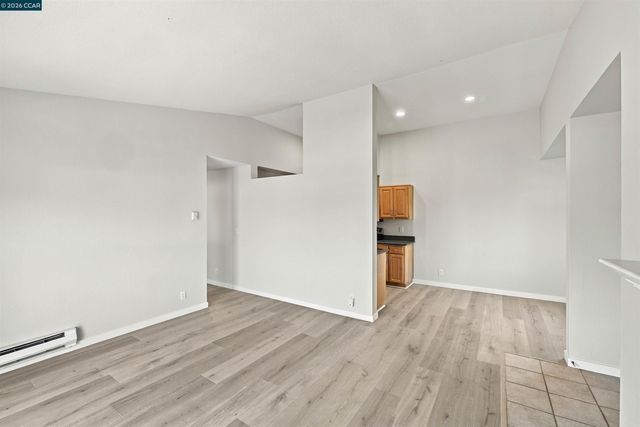 228 Lakeshore Court, Richmond, CA 94804